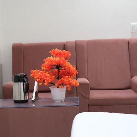 Hotel Good Will Residency - Cyber City Gurgaon Buitenkant foto